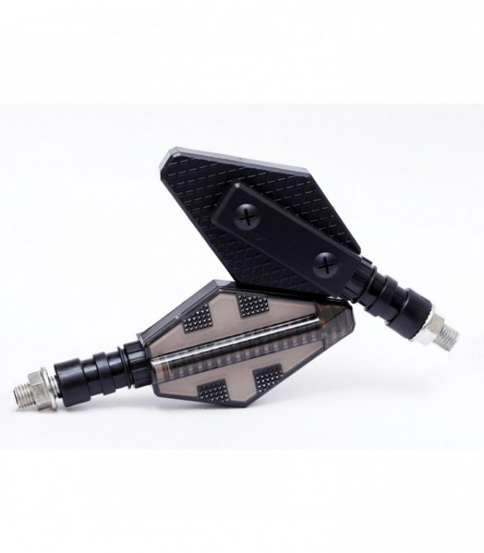 Set 2 Lampi Semnalizare Moto – Model Cross – Cu 2 Functii – Pozitie Si Semnalizare – Tensiune 12v